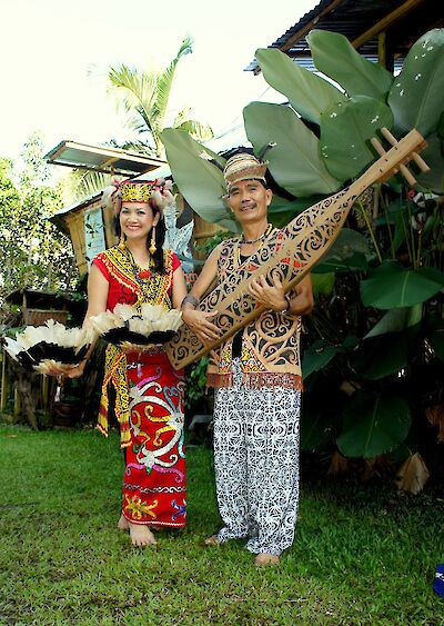 Ankündigungsmotiv für die Veranstaltung Mathew Ngau Jau (Malaysia – Borneo)