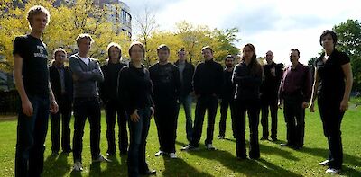 Ankündigungsmotiv für die Veranstaltung U.F.O. unidentified flying orchestra