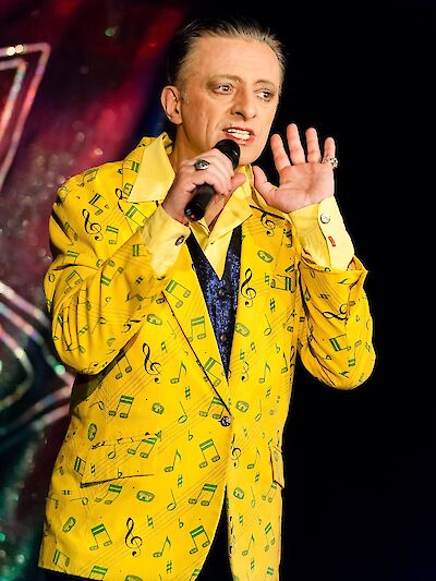 Announcement image for the event Velvo sings Eurovision