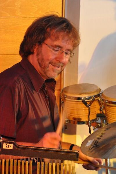 Ankündigungsmotiv für die Veranstaltung Leonard Gincberg Percussion & Friends