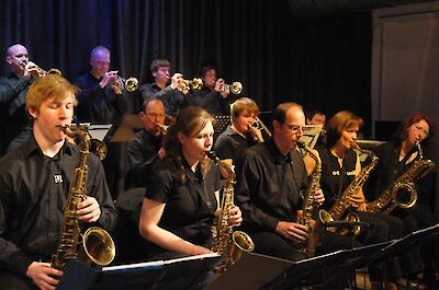 Ankündigungsmotiv für die Veranstaltung Big Band der Clara-Schumann-Musikschule