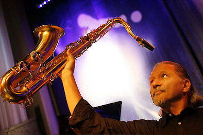 Announcement image for the event East West European Jazz Orchestra feat. Jerry Bergonzi