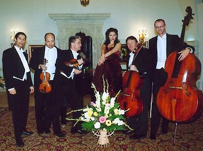 Ankündigungsmotiv für die Veranstaltung Eurondo Varieté musicale