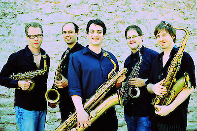 Ankündigungsmotiv für die Veranstaltung Jazz und Weltmusik im Hofgarten