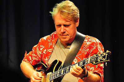 Ankündigungsmotiv für die Veranstaltung Jazz und Weltmusik im Hofgarten