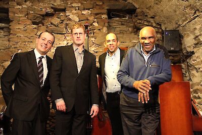 Ankündigungsmotiv für die Veranstaltung Bernd Reiter New York Allstars feat. Harold Mabern & Eric Alexander & Darryl Hall
