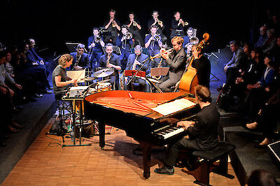 Ankündigungsmotiv für die Veranstaltung Cologne Contemporary Jazz Orchestra plays Marko Lackner