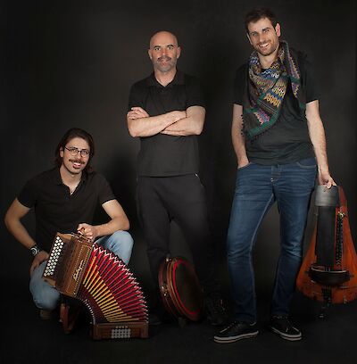 Ankündigungsmotiv für die Veranstaltung Xabier Diaz & Alvarez Brothers