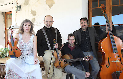Ankündigungsmotiv für die Veranstaltung Jazz und Weltmusik im Hofgarten